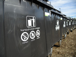 Müllcontainer und andere Ausrüstung für Georgien - 0